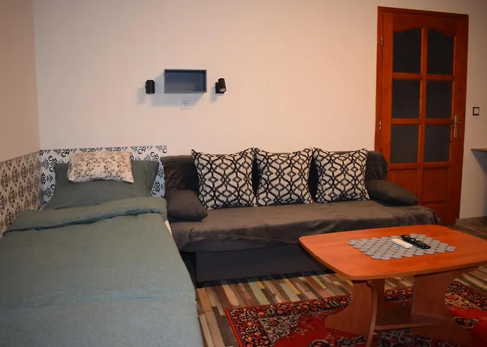 Spacious House In The Outskirts Of * Boedapest