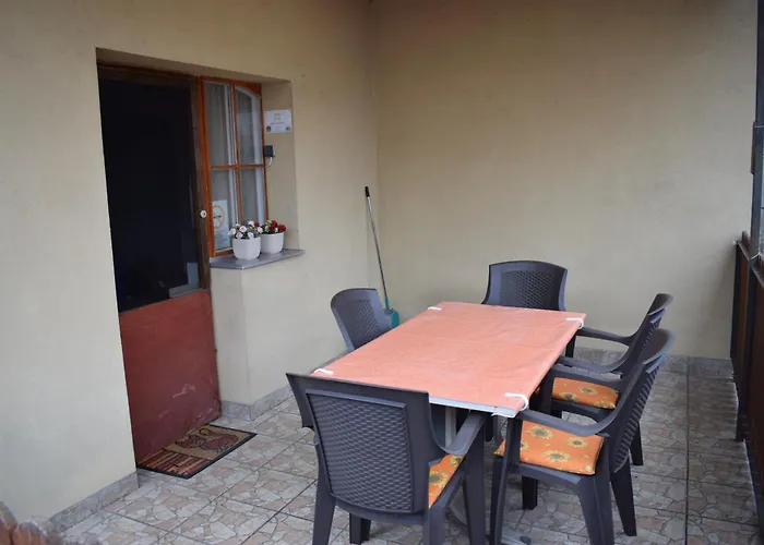 Spacious House In The Outskirts Of Boedapest