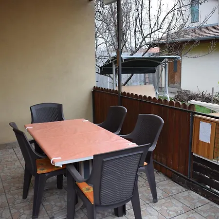 Spacious House In The Outskirts Of * Budapest